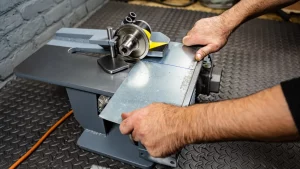 Understanding metal cutting shears